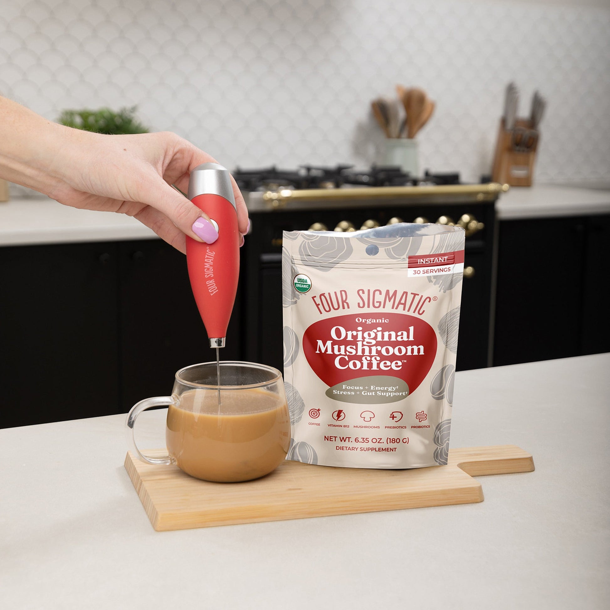 original-mushroom-coffeetm-f7 ogm-instant-ms-lifestyle2-2026_74863389-d0cf-464c-a566-c5b3c194e85d.jpg